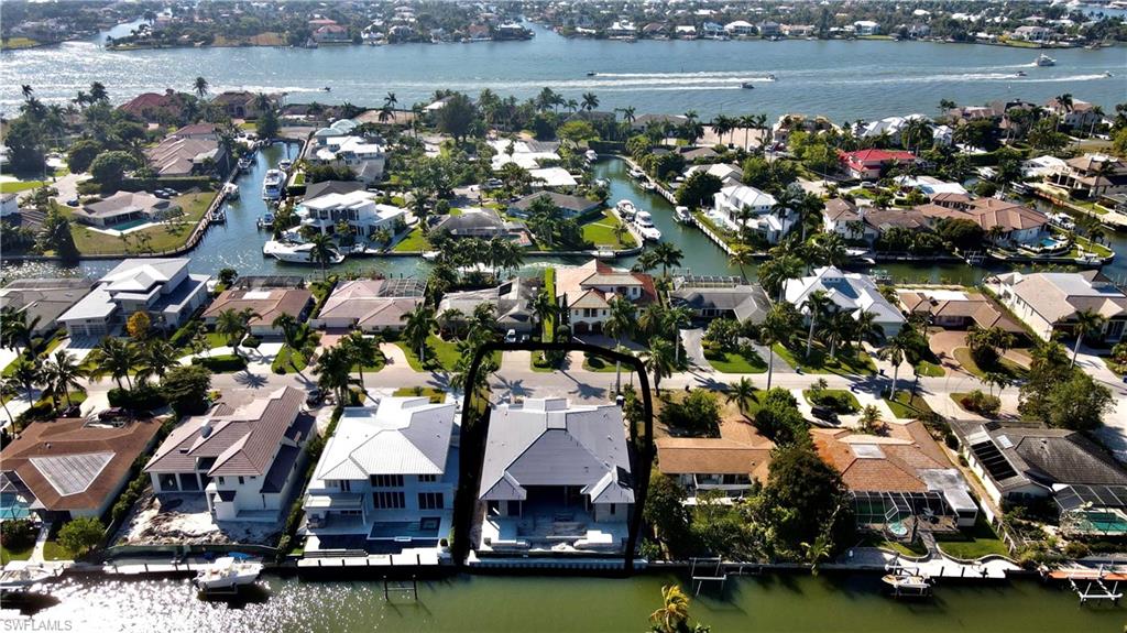 ROYAL HARBOR - Residential