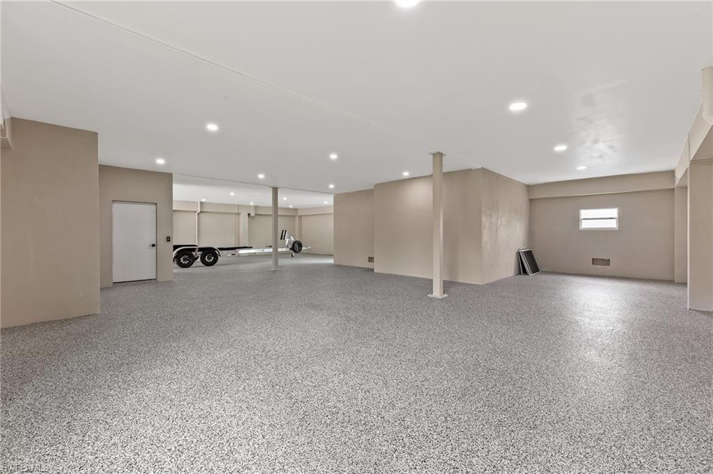 ESTERO RIVER HEIGHTS - Residential