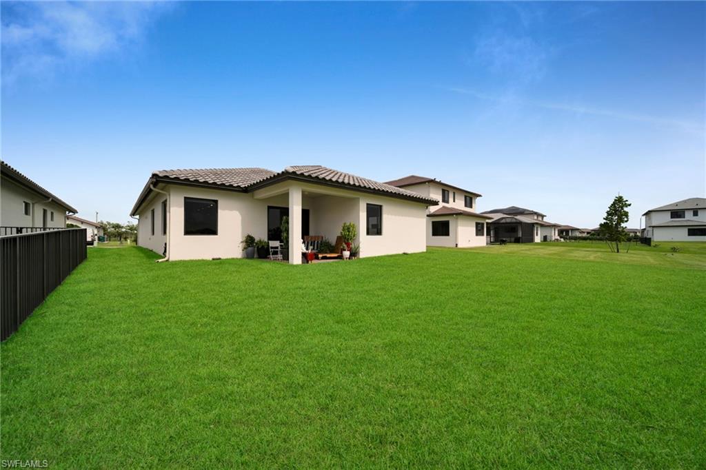 MAPLE RIDGE RESERVE - Residential