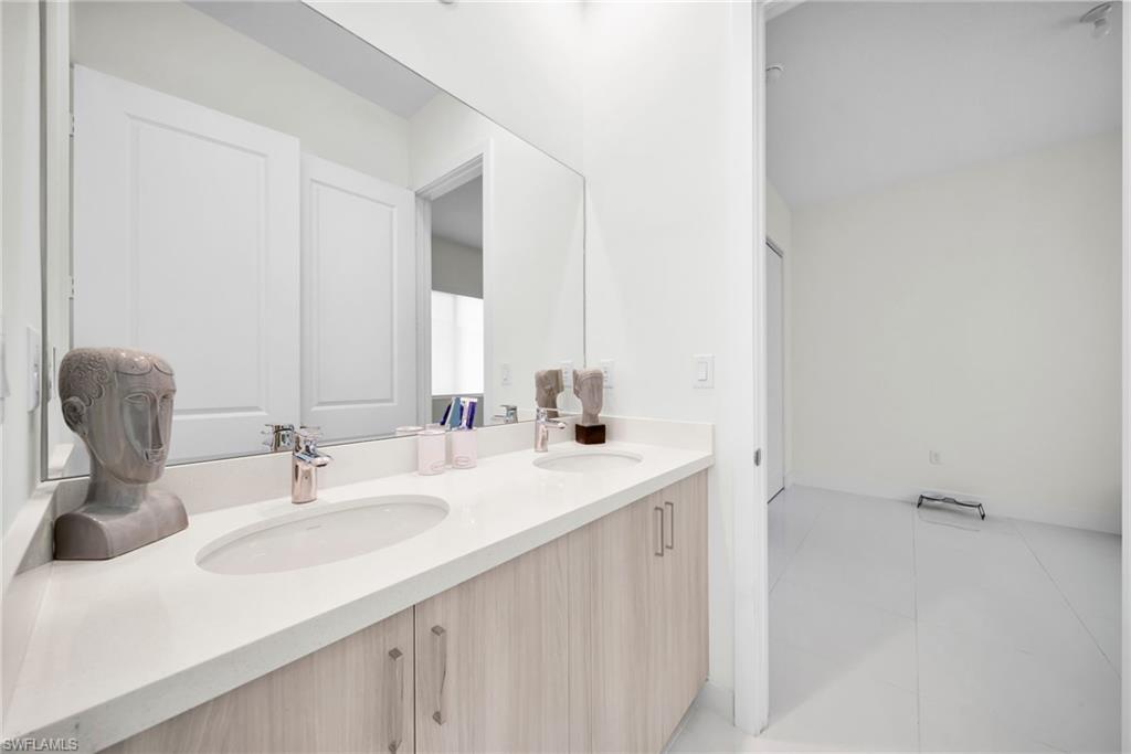 MAPLE RIDGE RESERVE - Residential