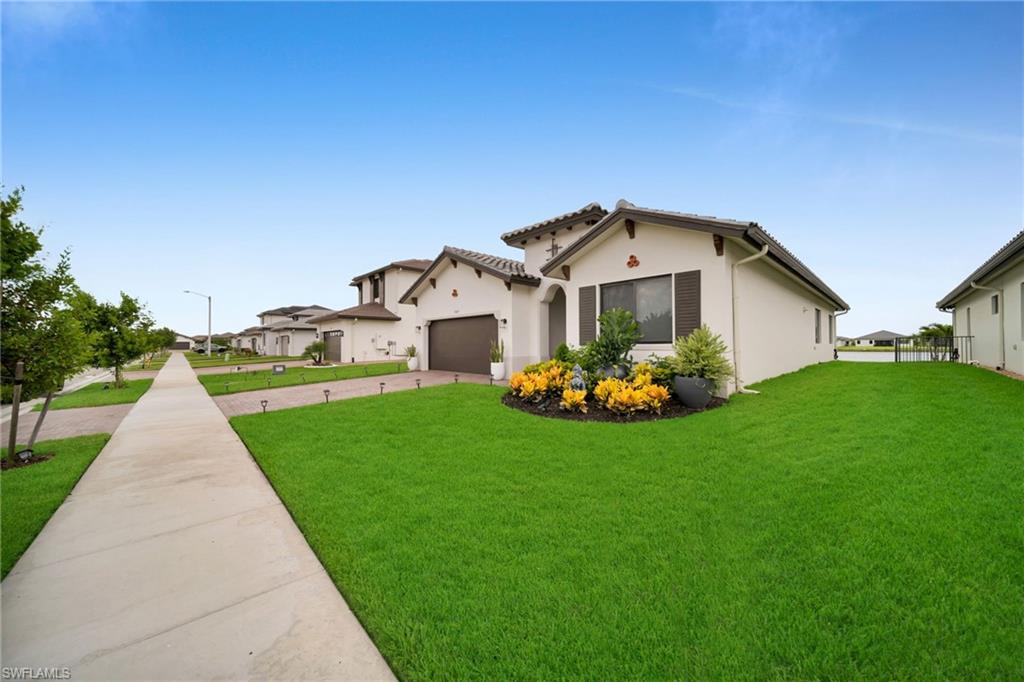 MAPLE RIDGE RESERVE - Residential