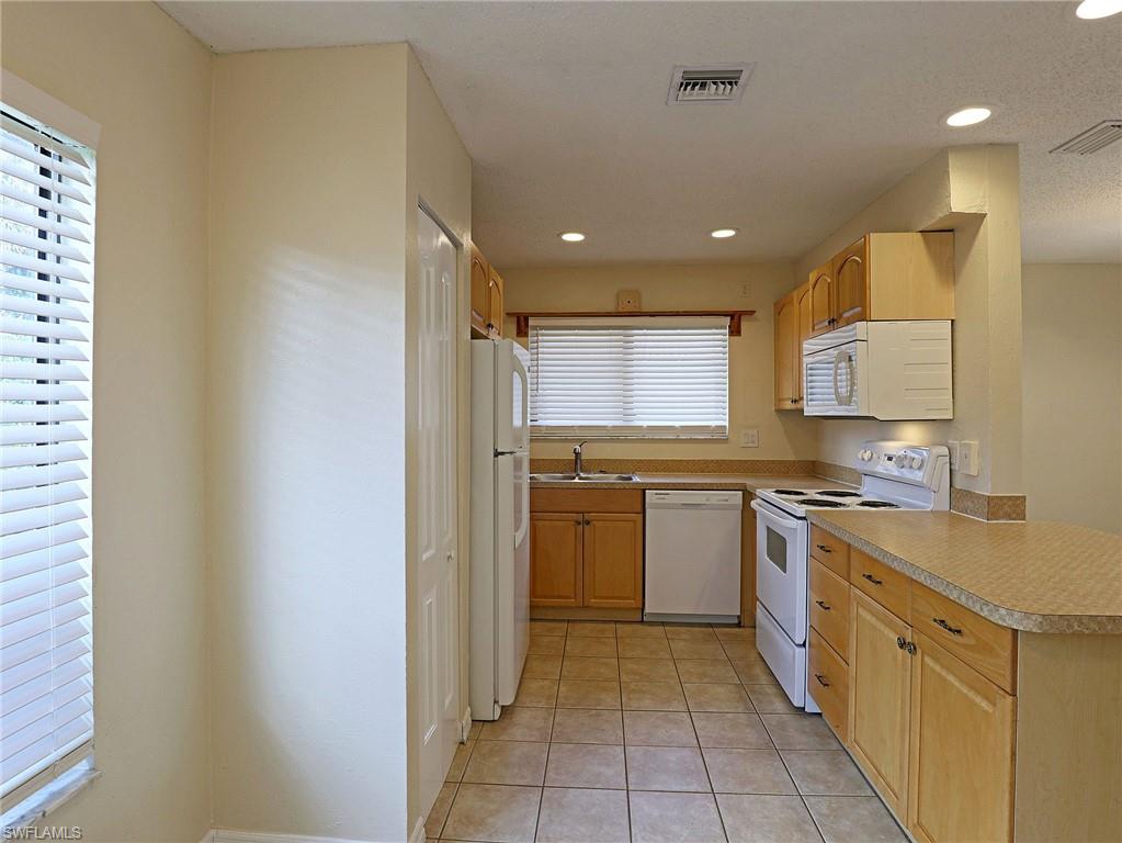 HAMLET - Residential Lease