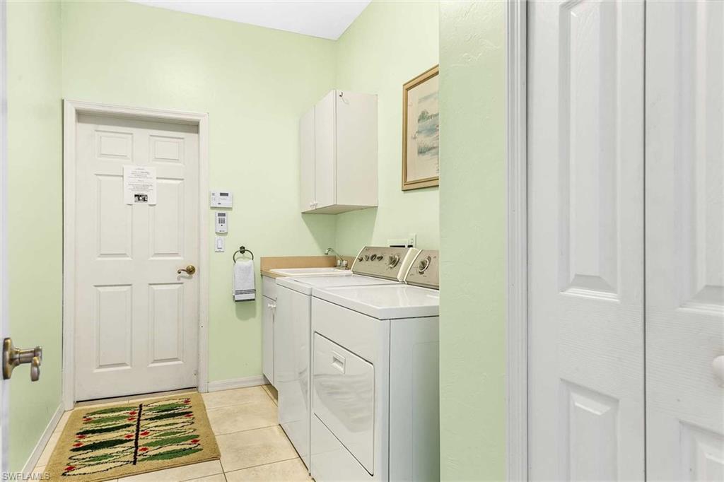 CAPE CORAL - Residential Lease
