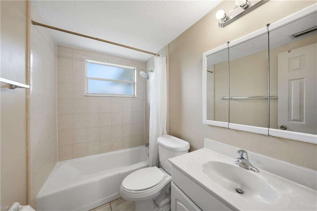 CHARLOTTE PARK - Residential