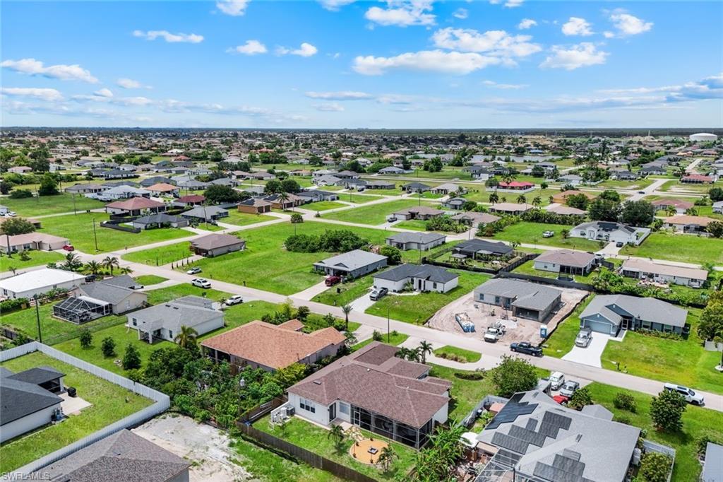 CAPE CORAL - Residential