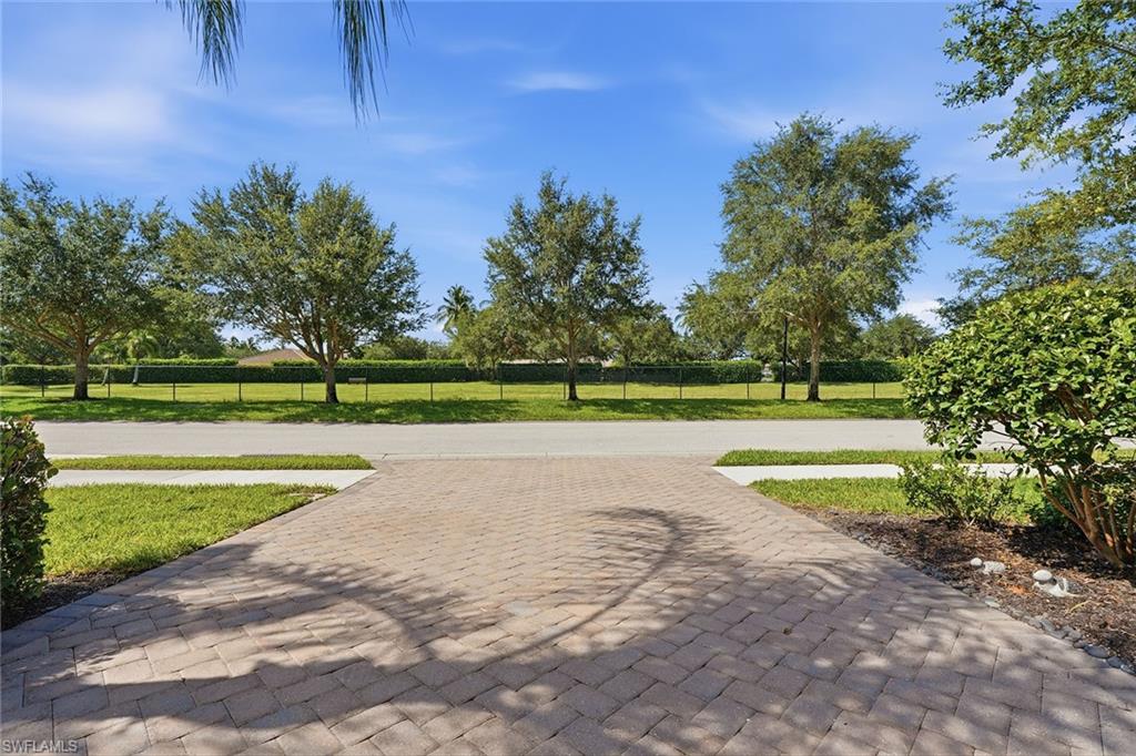 RAFFIA PRESERVE - Residential