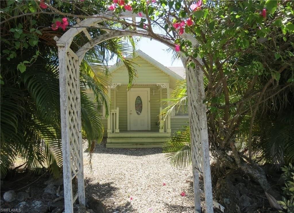 FORT MYERS - Residential Lease