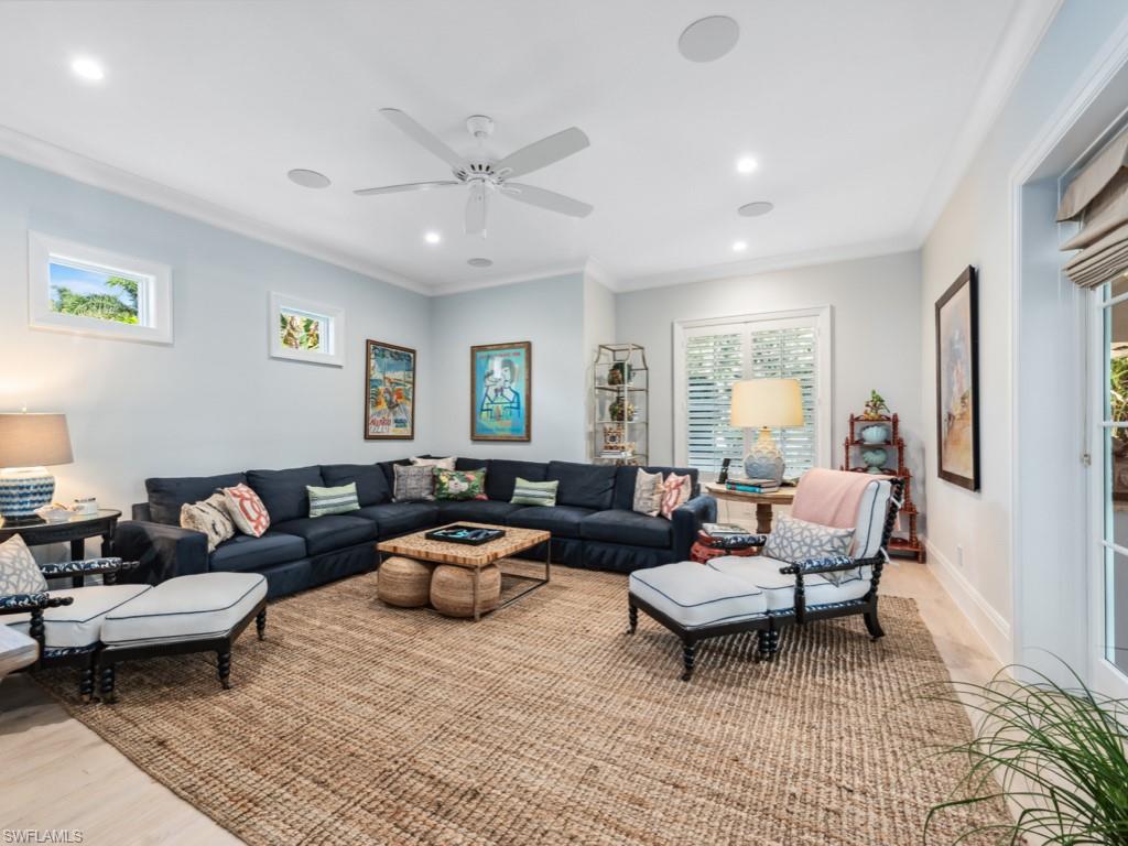 PARK SHORE - Residential