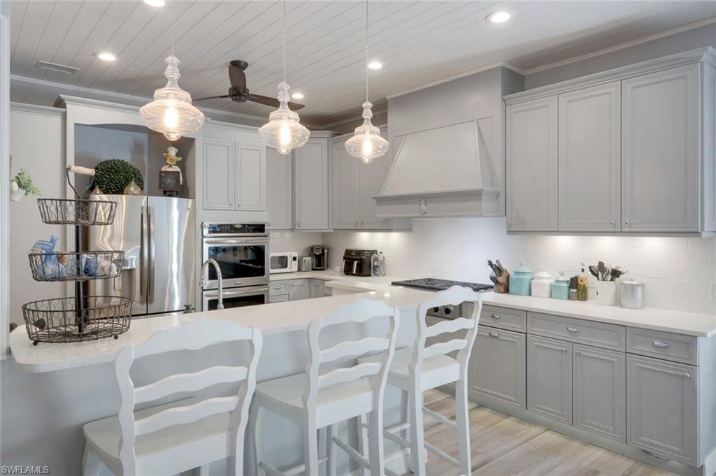 SUN COAST ACRES - Residential
