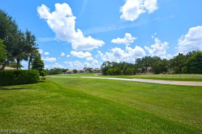 MONTCLAIR PARK VILLAS - Residential