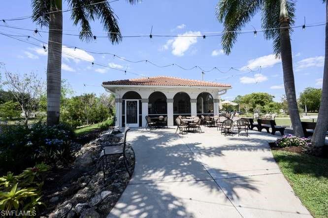 MONTCLAIR PARK VILLAS - Residential