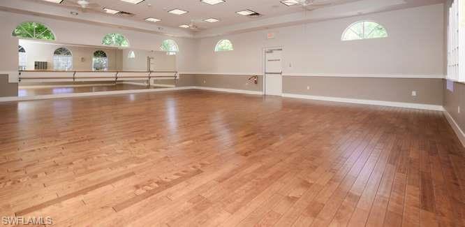 MONTCLAIR PARK VILLAS - Residential