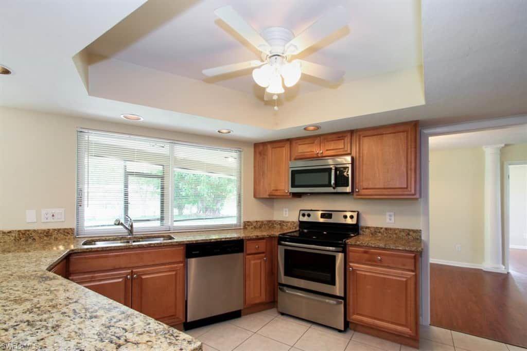 WILLOUGHBY ACRES - Residential