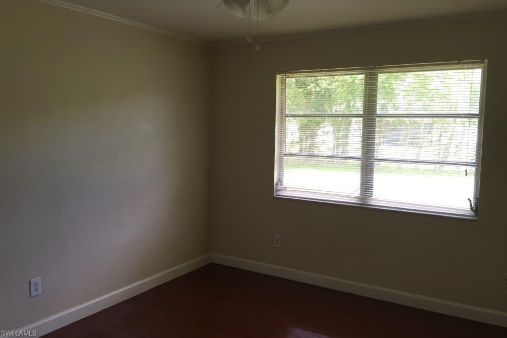 WILLOUGHBY ACRES - Residential