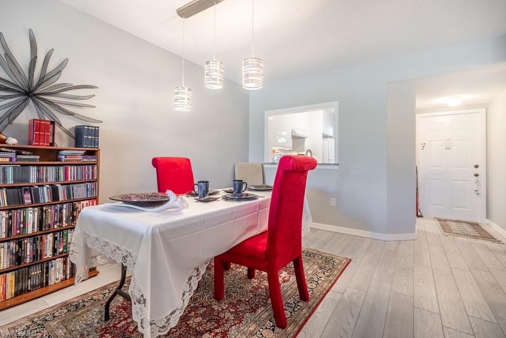 SEVEN LAKES - Residential