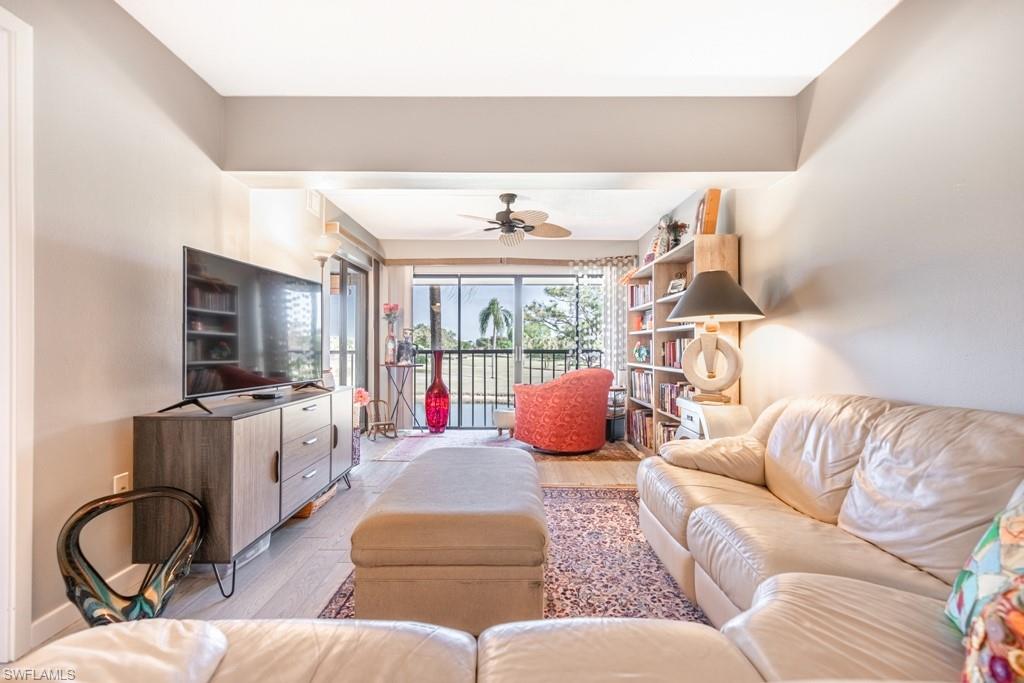 SEVEN LAKES - Residential