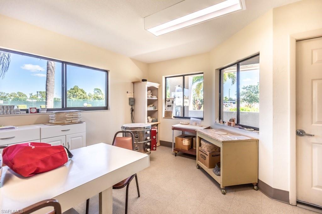 SEVEN LAKES - Residential