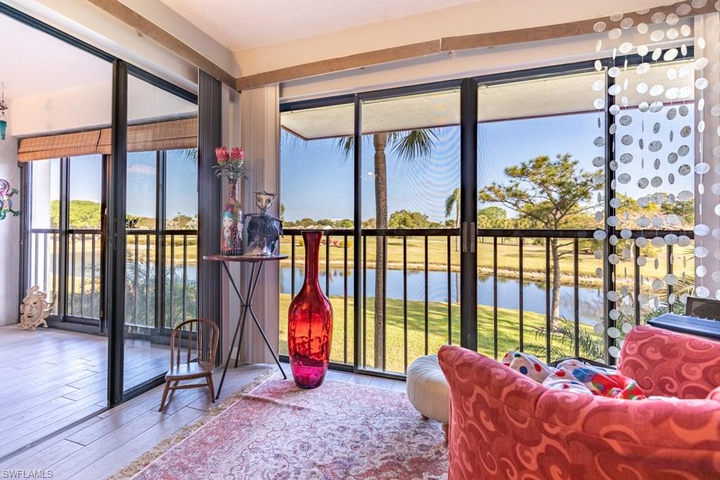 SEVEN LAKES - Residential