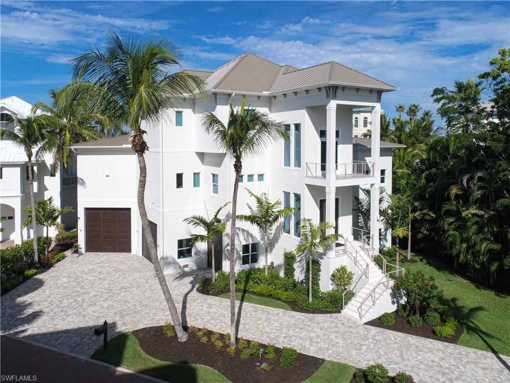 BAREFOOT BEACH - Residential