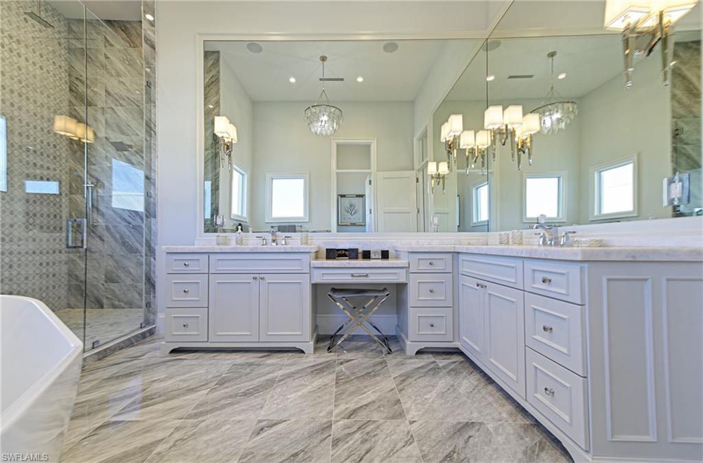 BAREFOOT BEACH - Residential