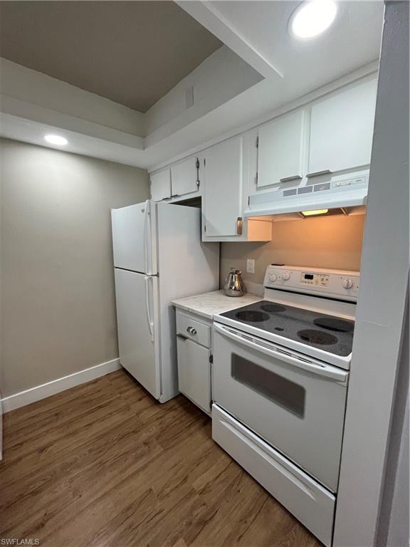 WINDSOR WEST - Residential