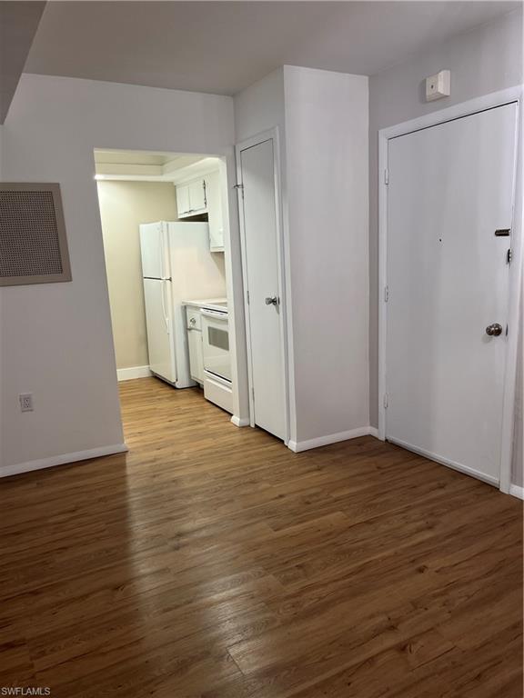 WINDSOR WEST - Residential