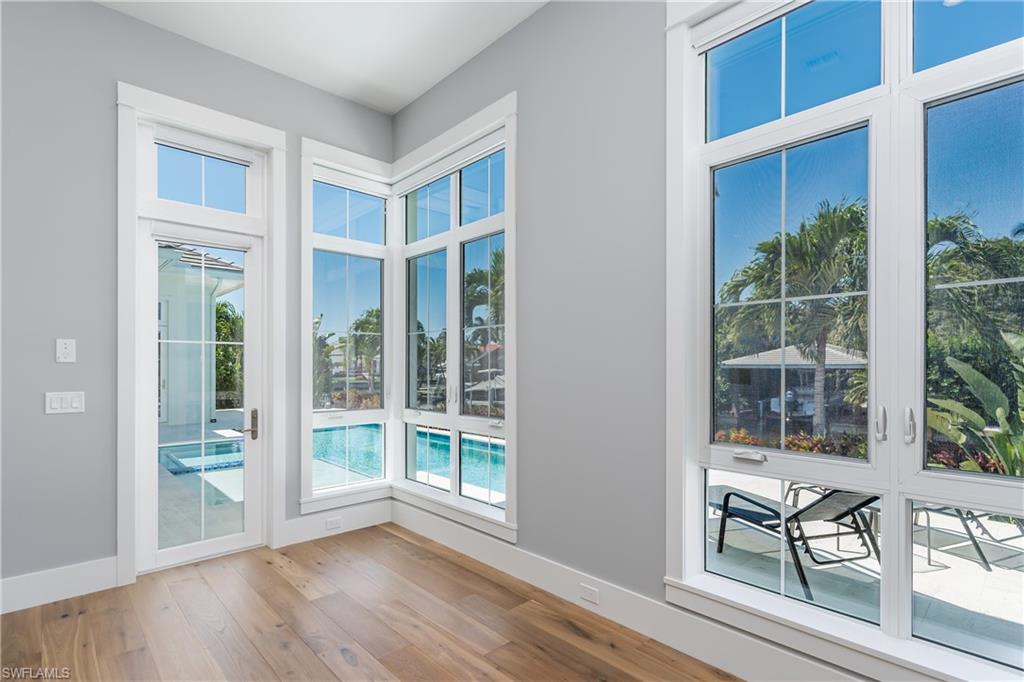 ROYAL HARBOR - Residential