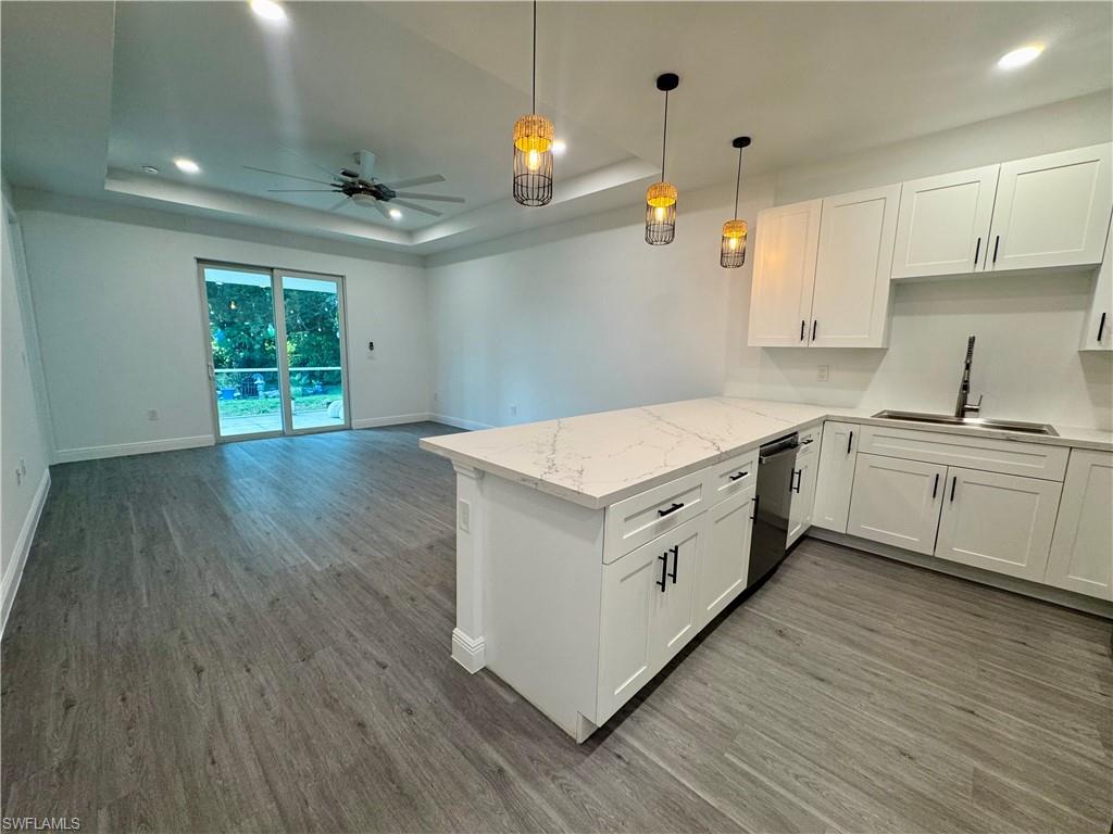 SAN CARLOS PARK - Residential Income
