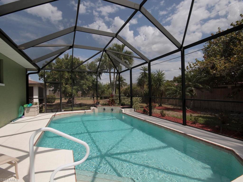 NAPLES PARK - Residential