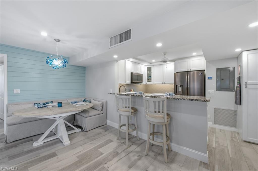 BEACON HOUSE - Residential