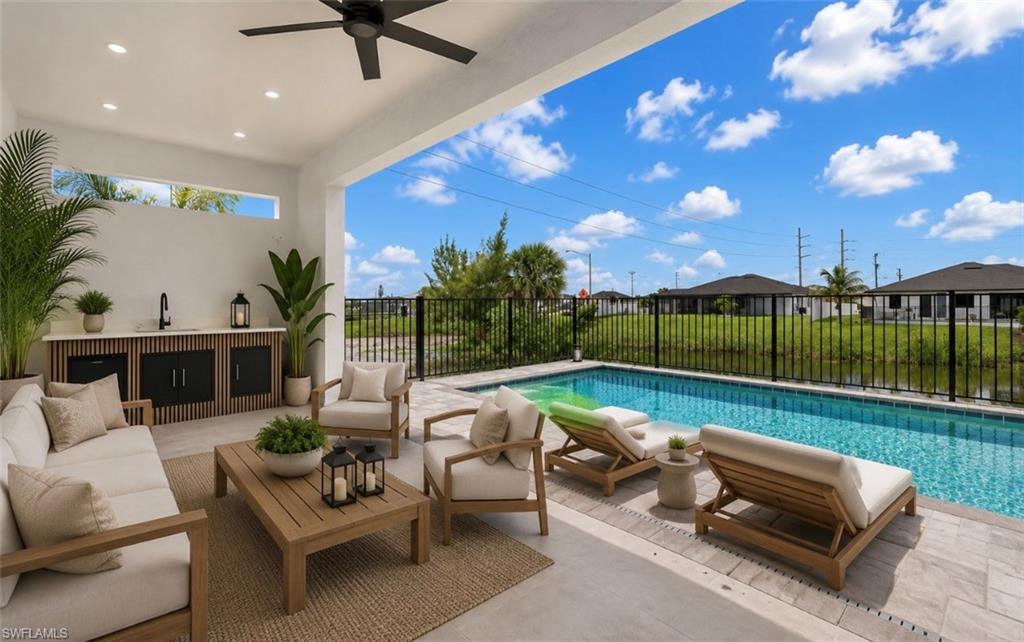 CAPE CORAL - Residential