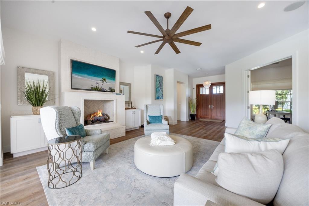 ROYAL HARBOR - Residential