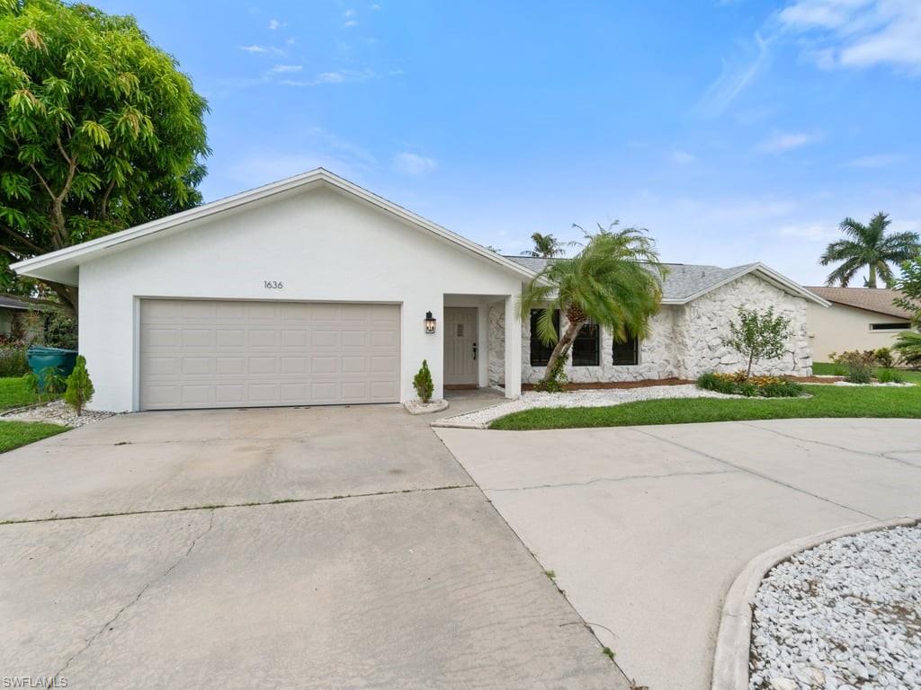 WHISKEY CREEK - Residential