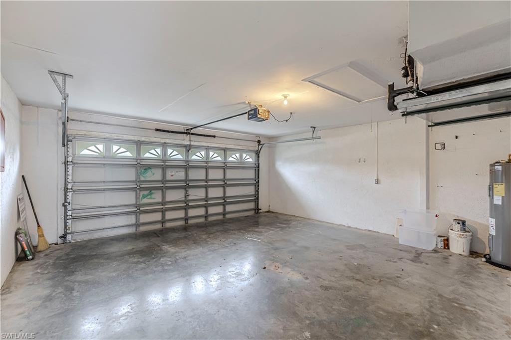 SAN CARLOS PARK - Residential Lease