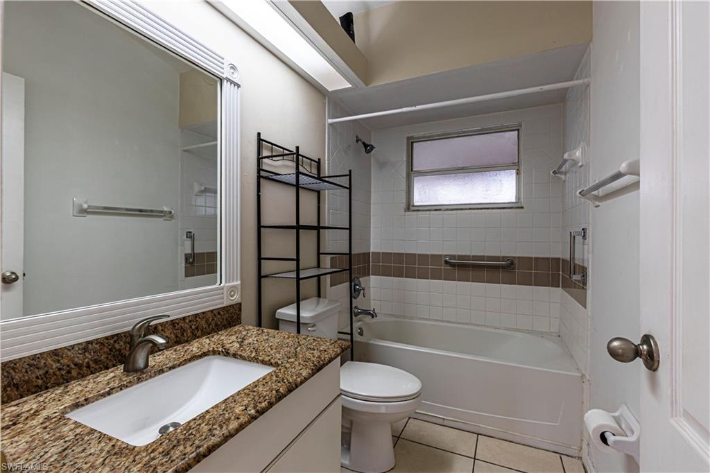 SAN CARLOS PARK - Residential Lease