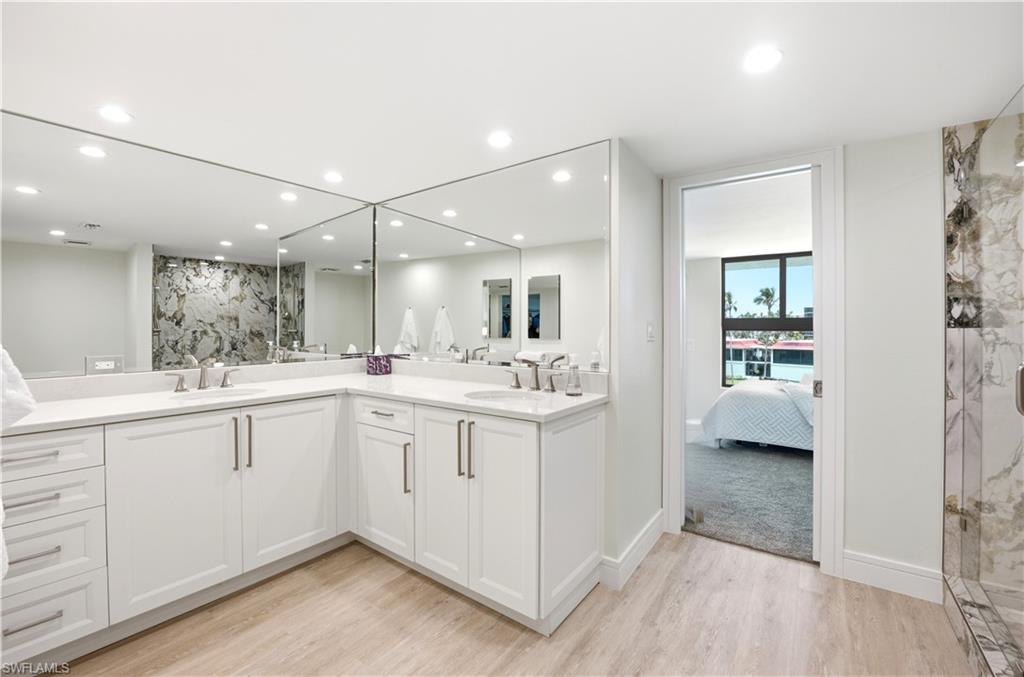 ADMIRALTY POINT - Residential