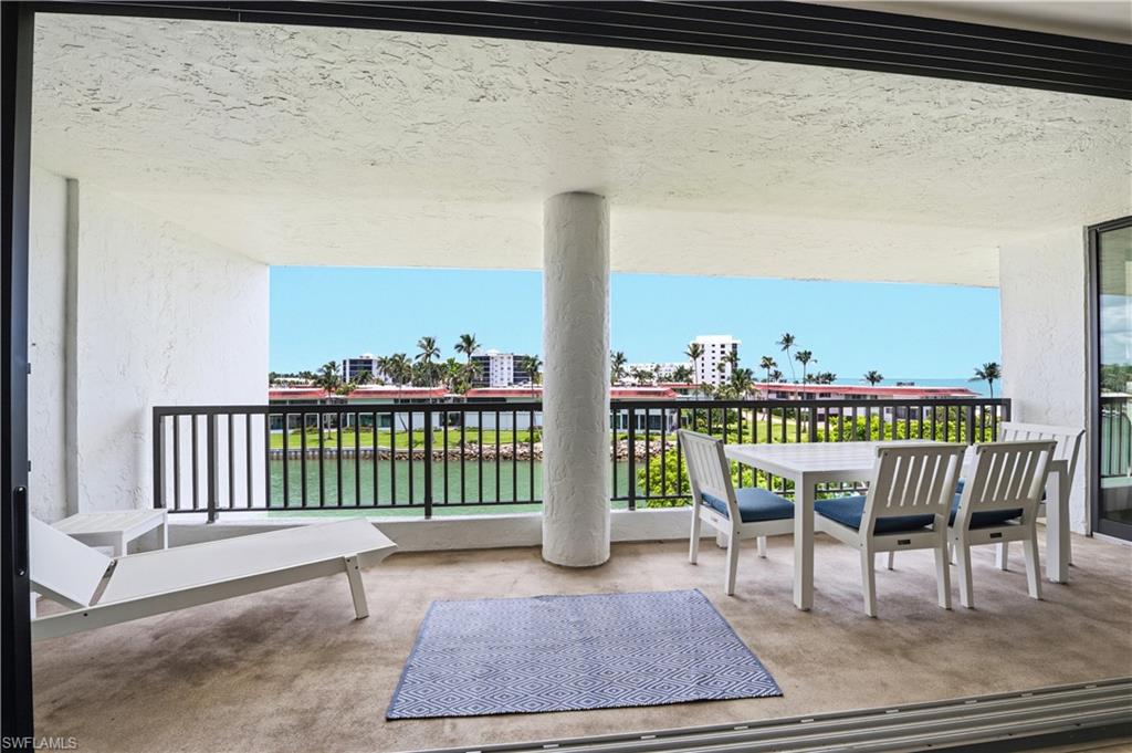 ADMIRALTY POINT - Residential