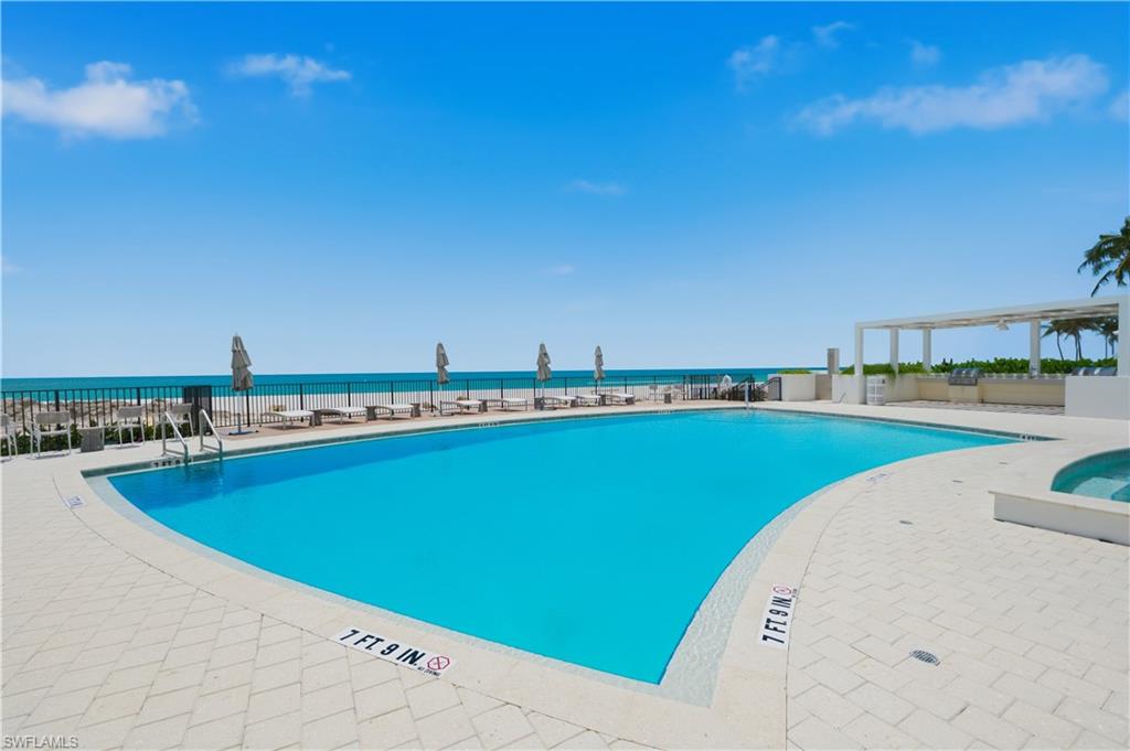 ADMIRALTY POINT - Residential