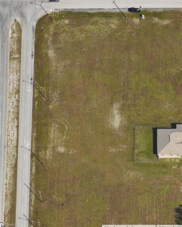 Commercial property available in Cape Coral. It's in a non-flood zone, and the adjacent property is also for sale.