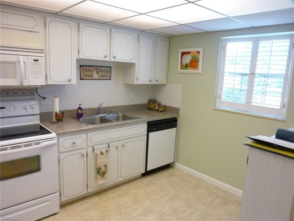 CYPRESS LAKES MANOR NORTH - Residential