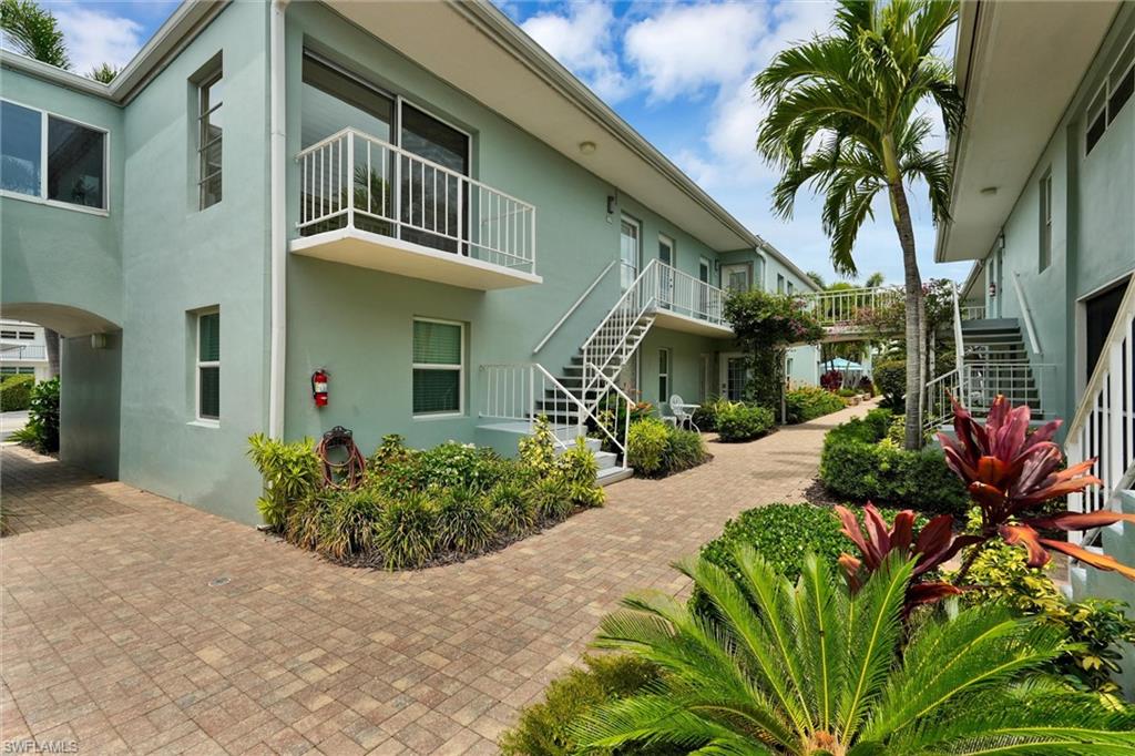 EVERGLADES CLUB - Residential