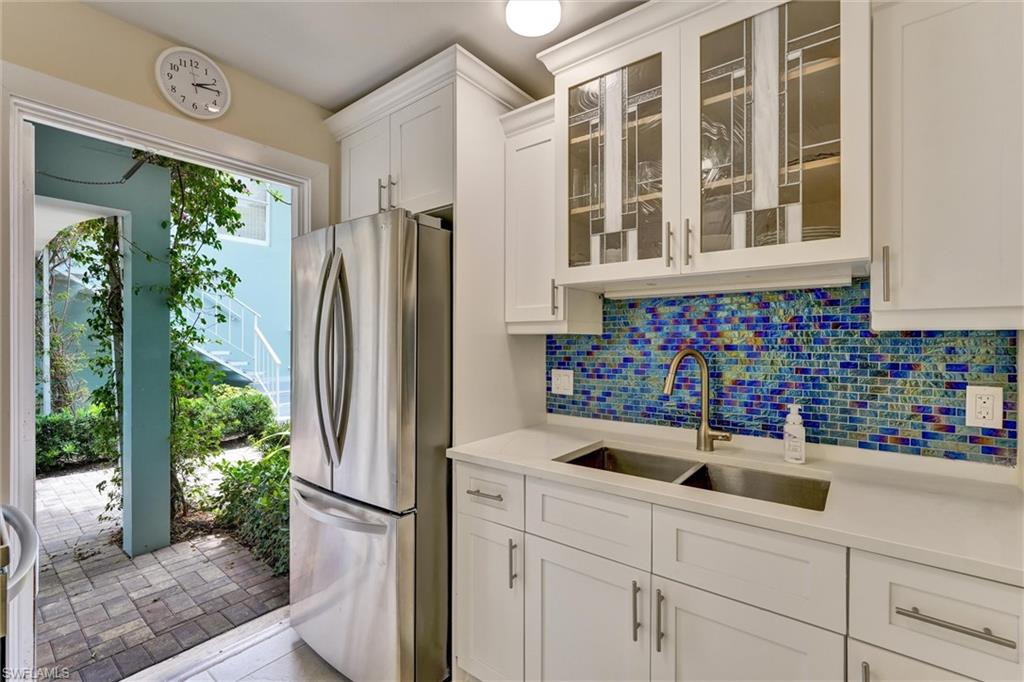 EVERGLADES CLUB - Residential