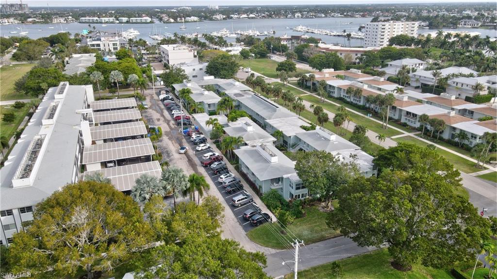 EVERGLADES CLUB - Residential