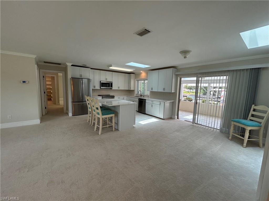 LITTLE HICKORY SHORES - Residential Lease