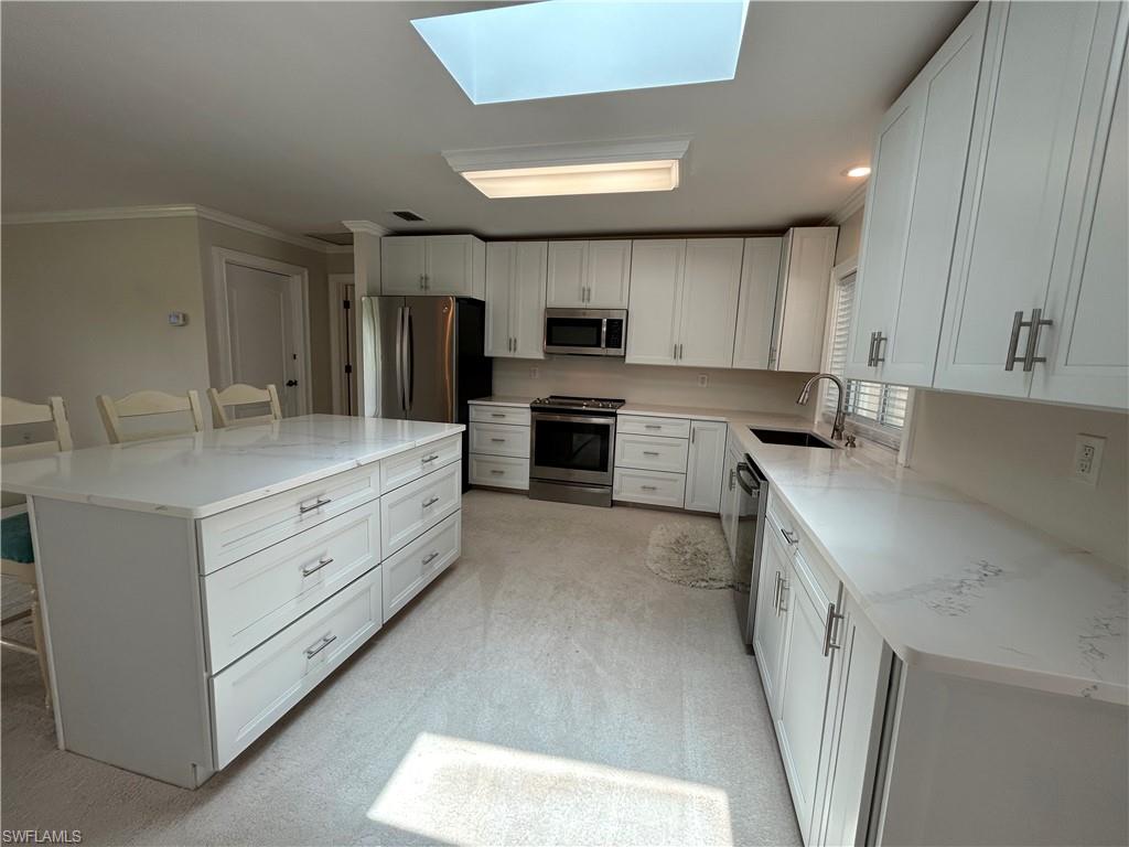 LITTLE HICKORY SHORES - Residential Lease