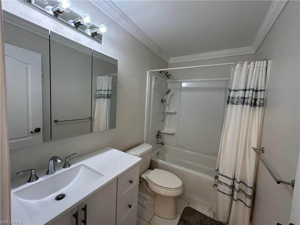 LITTLE HICKORY SHORES - Residential Lease