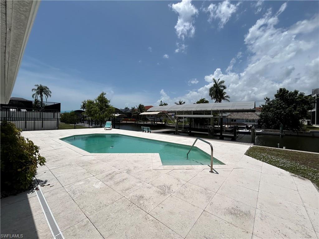 LITTLE HICKORY SHORES - Residential Lease