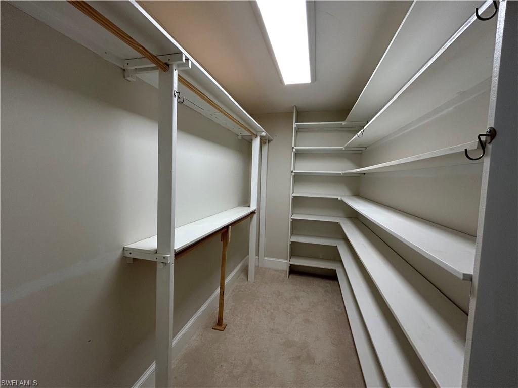 LITTLE HICKORY SHORES - Residential Lease