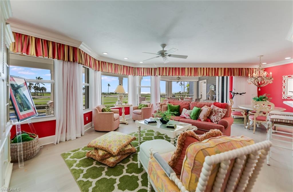 LAND'S END - Residential