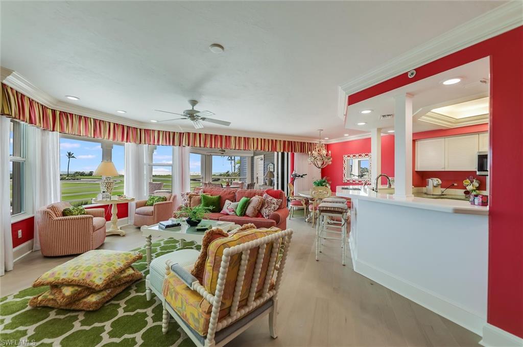 LAND'S END - Residential